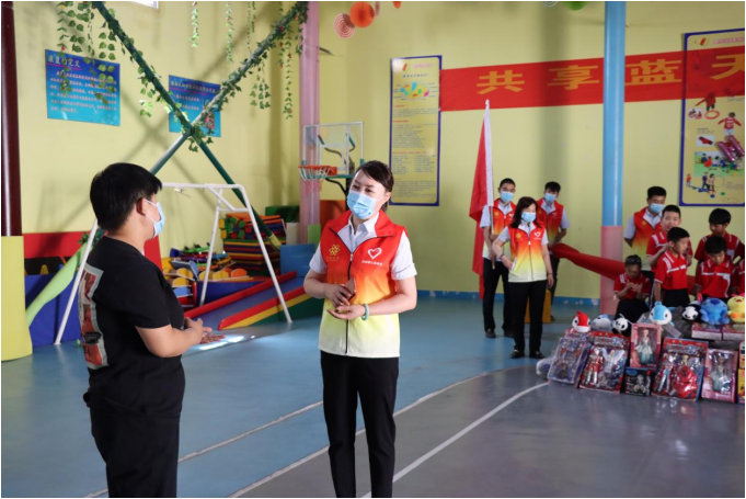 向陽集團六一愛心慰問活動