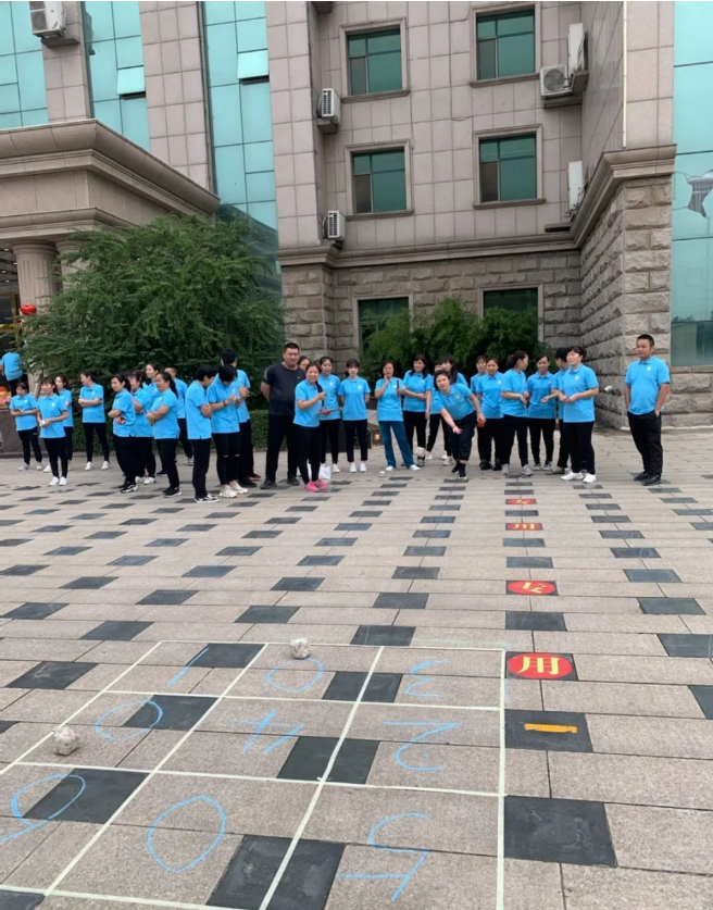 向陽集團舉辦第八屆體育文化節(jié)活動照片