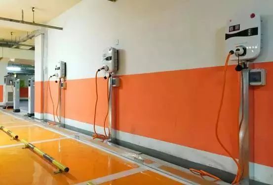 退市 倒閉 被收購 充電樁市場進(jìn)入大玩家時代